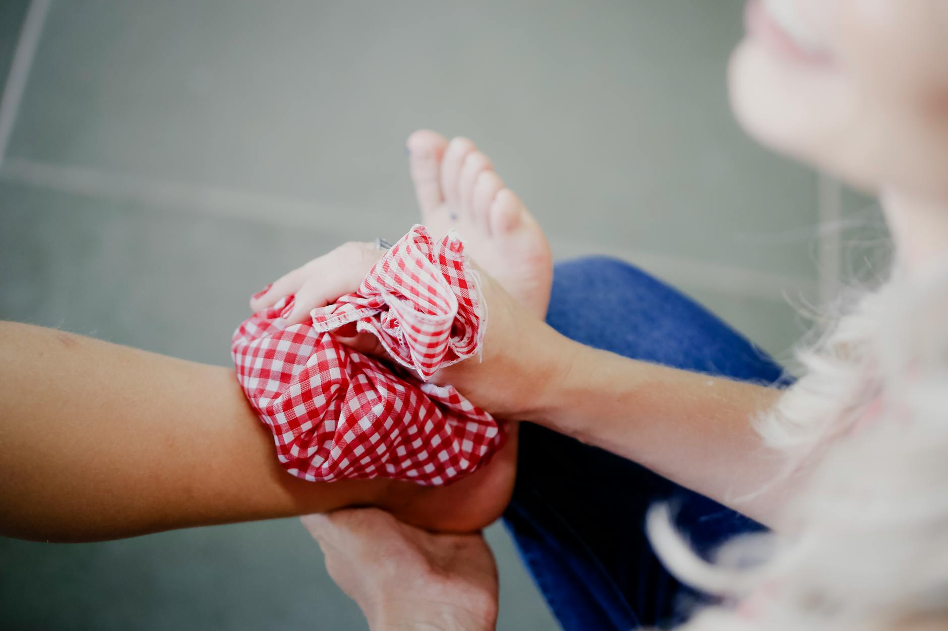 ice pack on person s foot